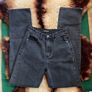 Pretty Little Thing Hi Rise Black Straight Leg‎ Jeans